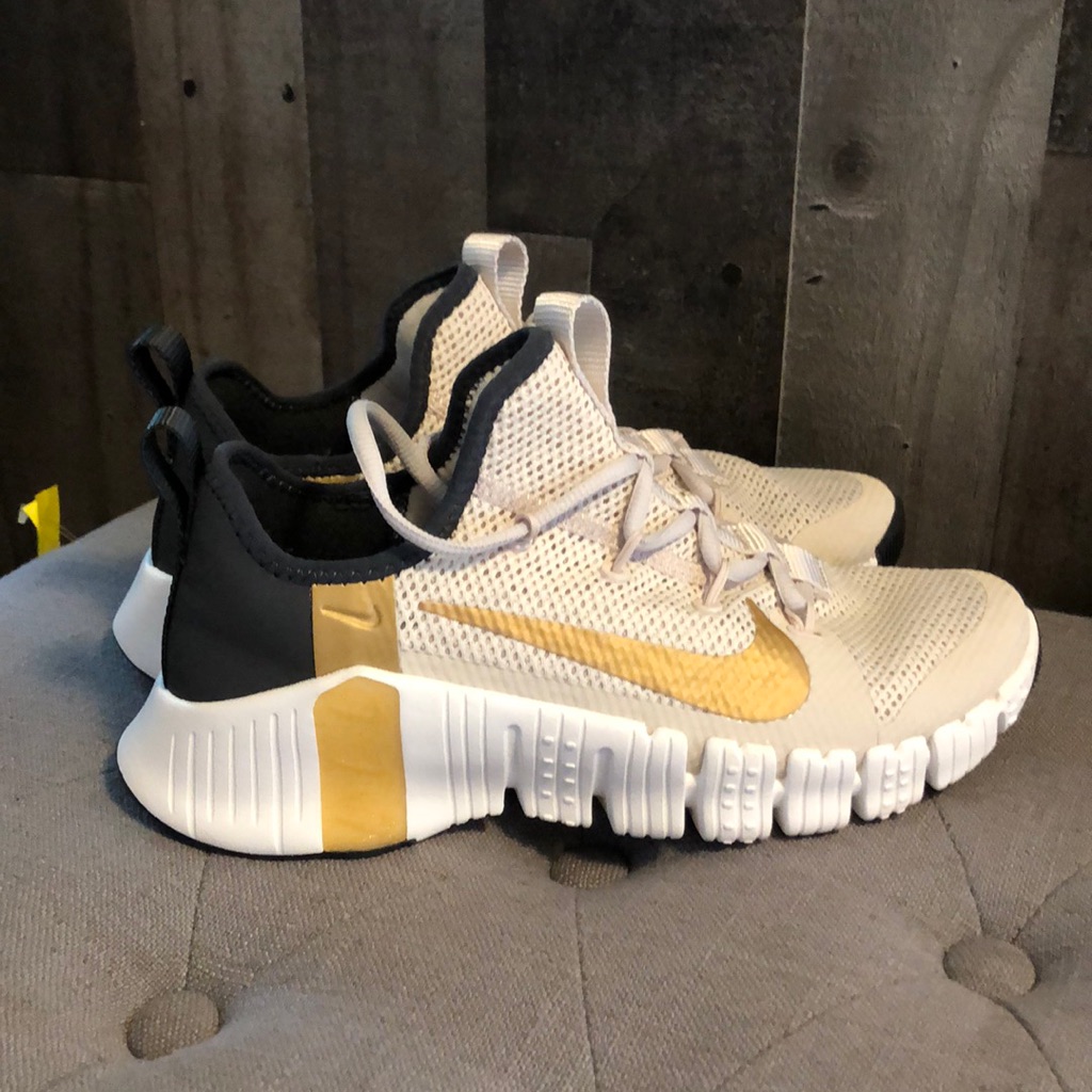 Nike Womens 85